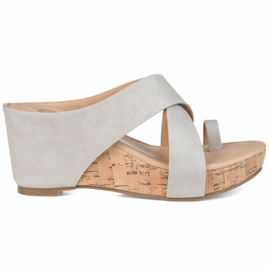 * Journee Collection Rayna Wedge