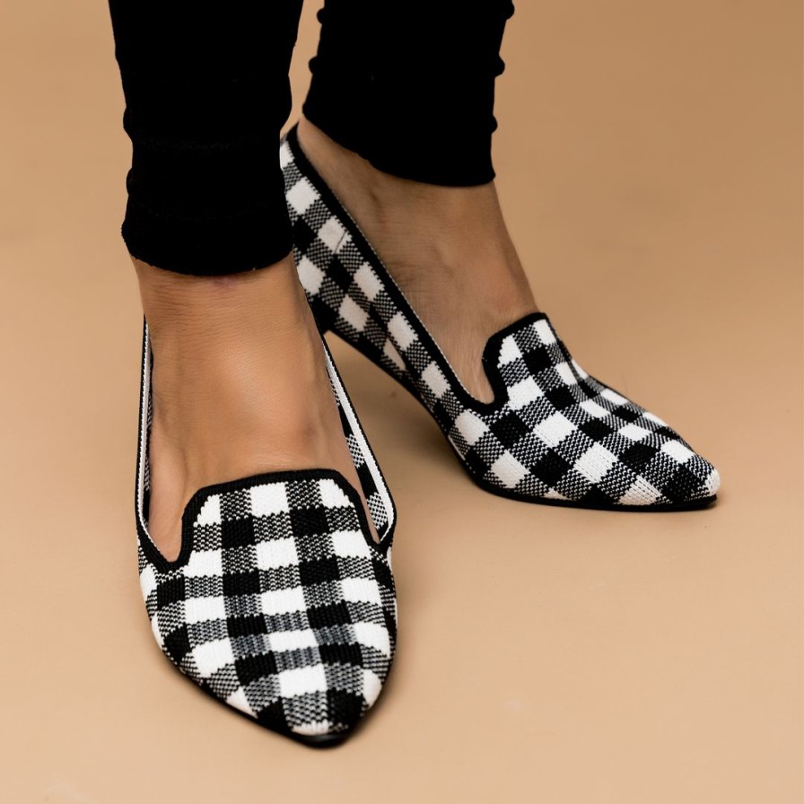 * Journee Collection Vickie Loafers