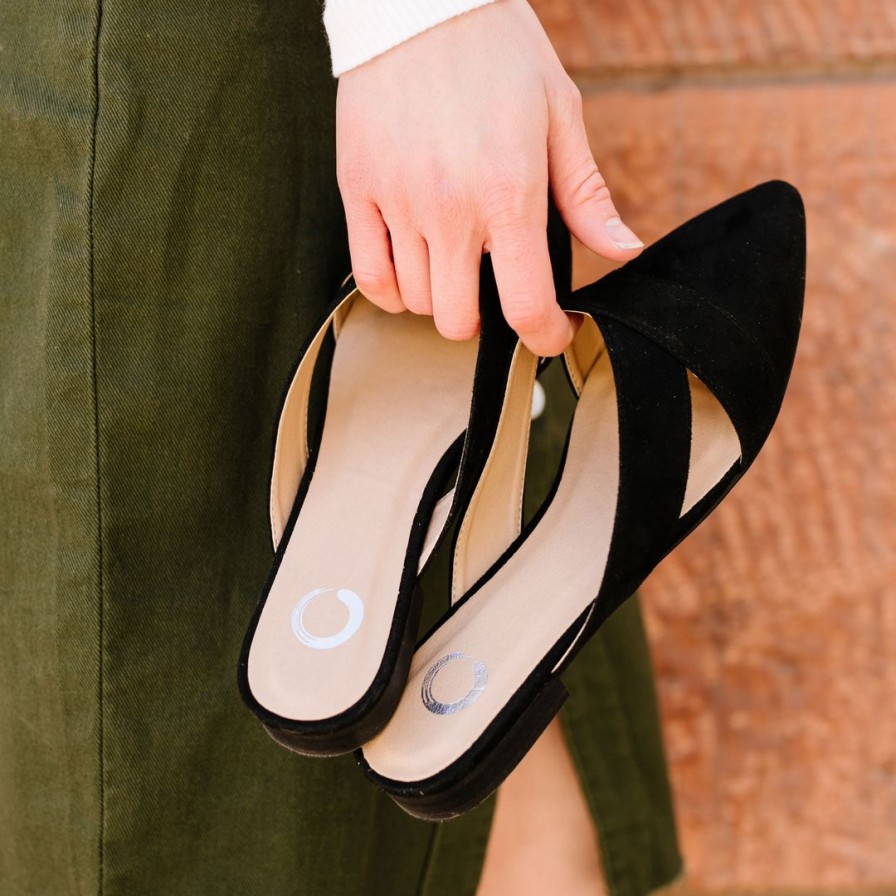 * Journee Collection Giada Flats Mules